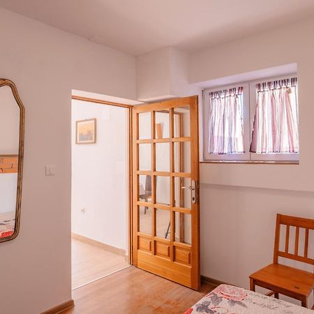 Apartments Ema Шибеник Екстер'єр фото