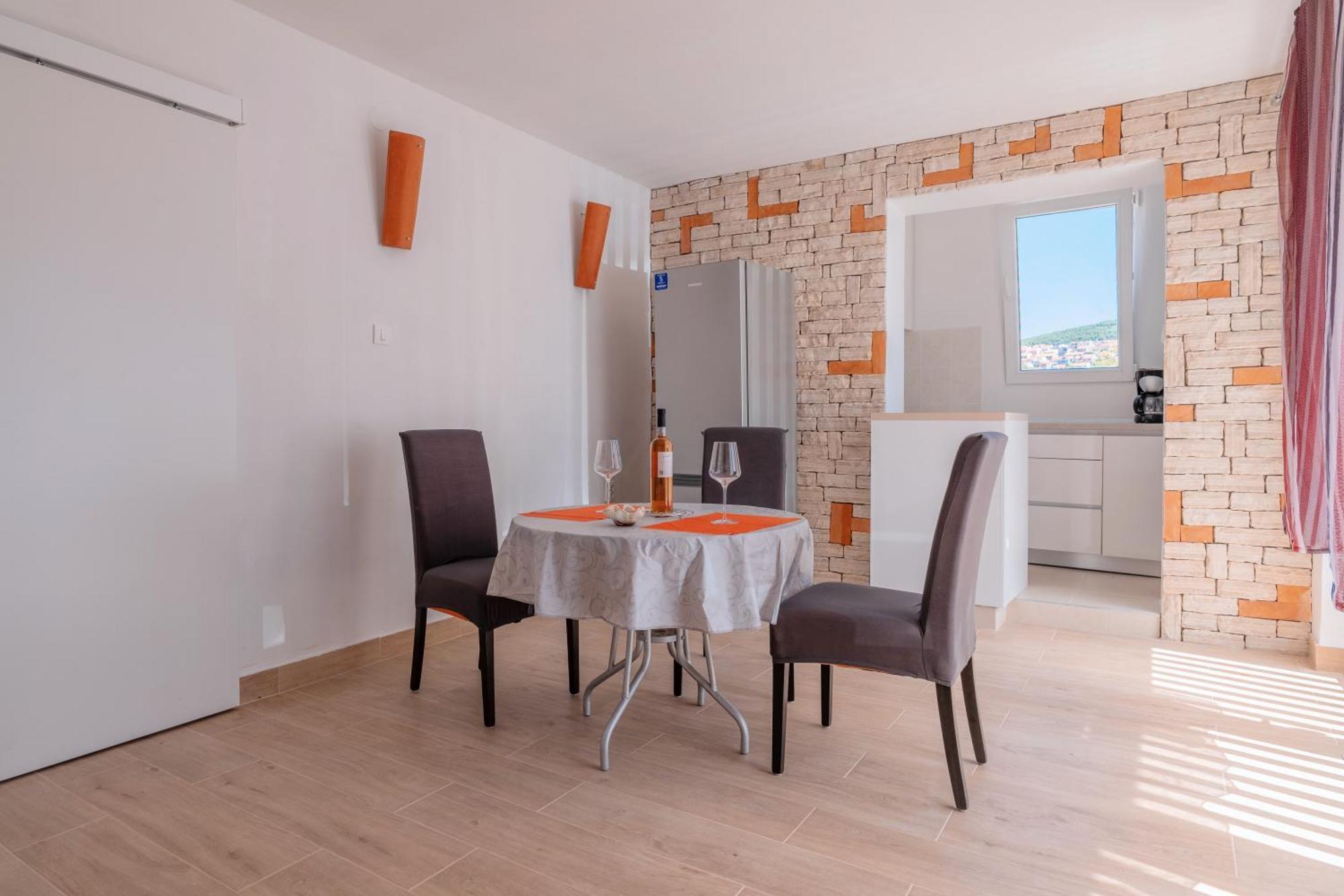 Apartments Ema Шибеник Екстер'єр фото