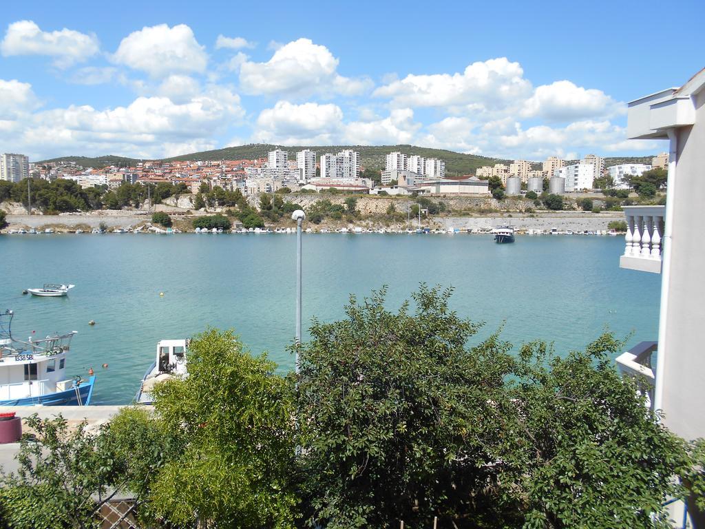 Apartments Ema Шибеник Екстер'єр фото